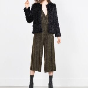Zara Women's Black and Gold Jumpsuit
